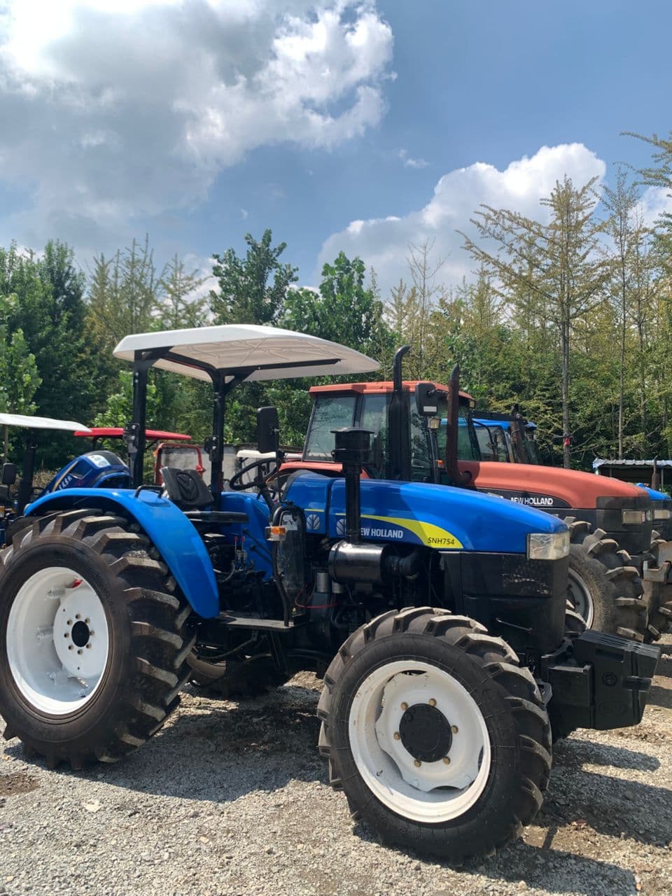 IMPORTED USED AND FULLY REFURBISHED NEW HOLLAND TRACTORS MODEL SNH750, 