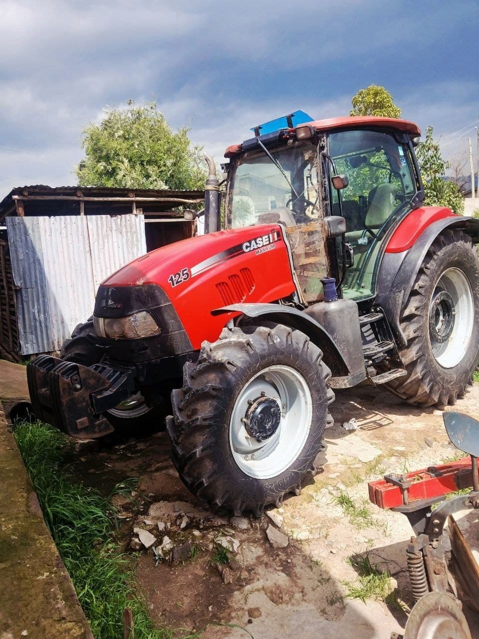 2021 case tracter 125 hp