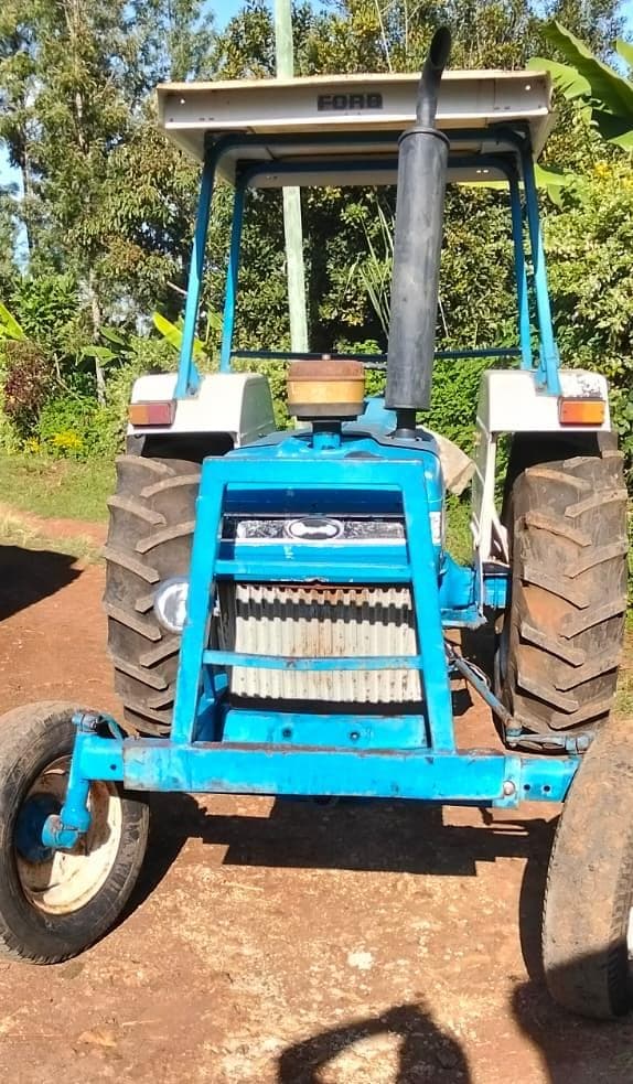 Ford 3900
