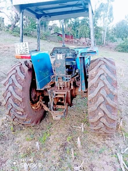 New Holland 8066