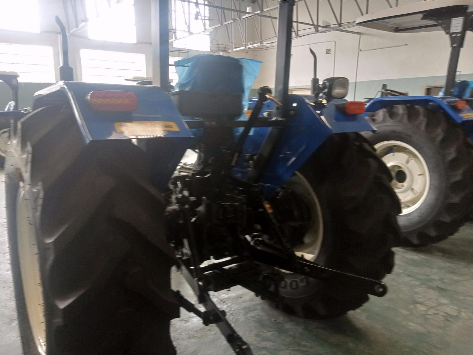 New Holland Tt75 KTCC 4-wheeler