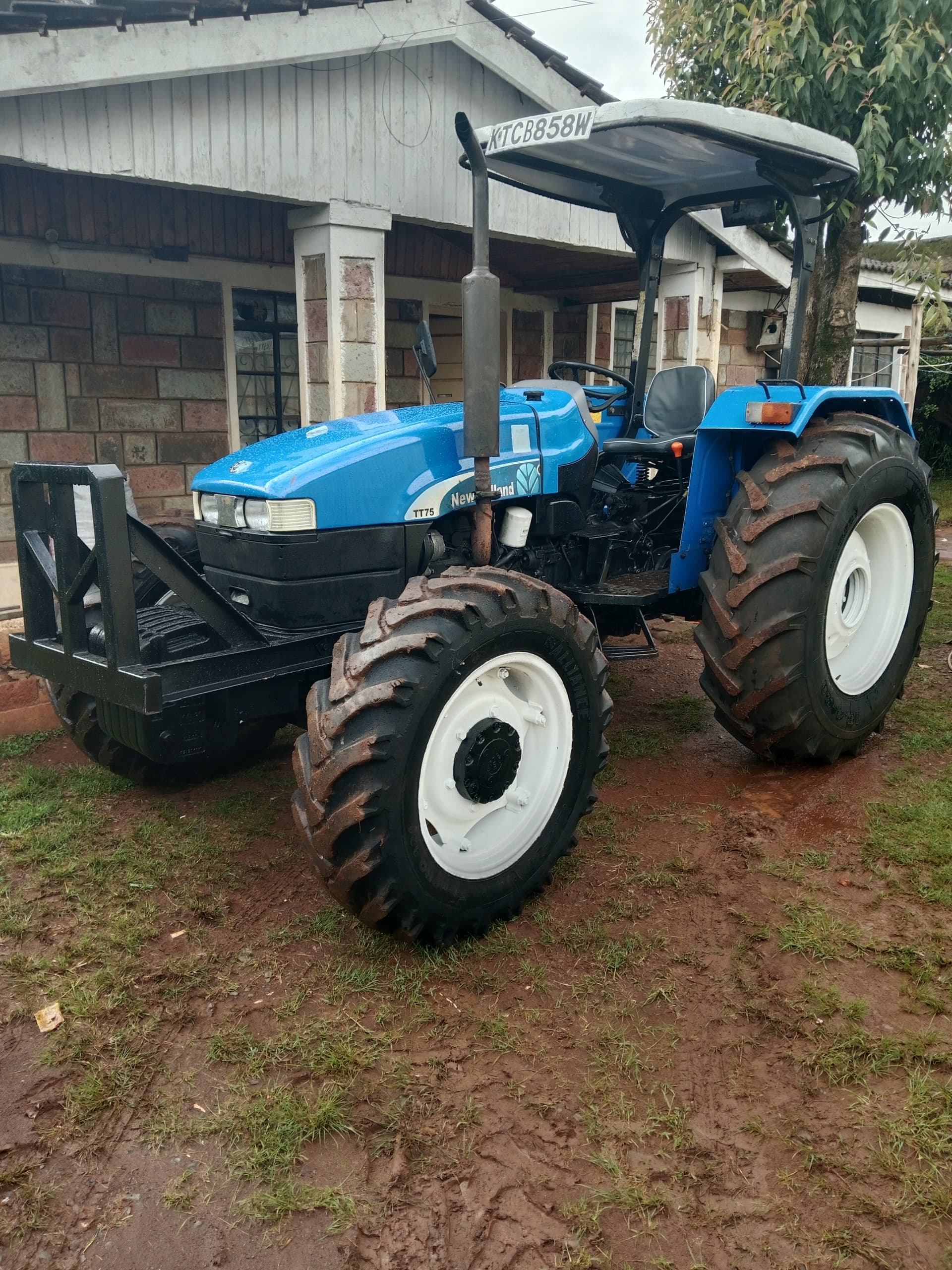 TT75 4wd new Holland
