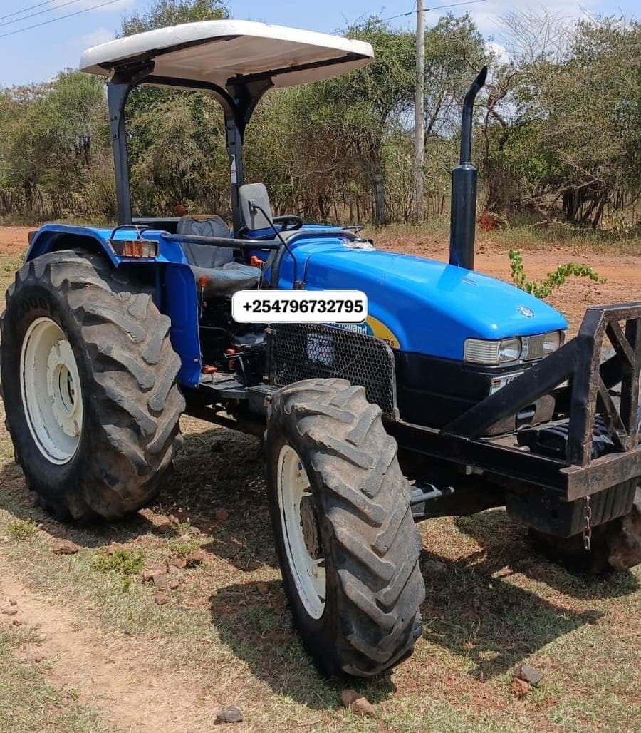 🚜 New Holland TT75 4WD