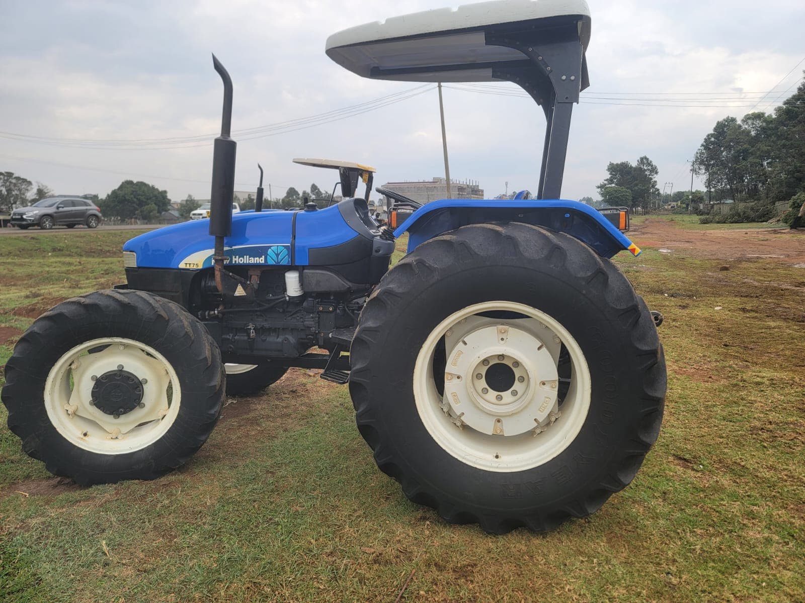 New Holland TT75 