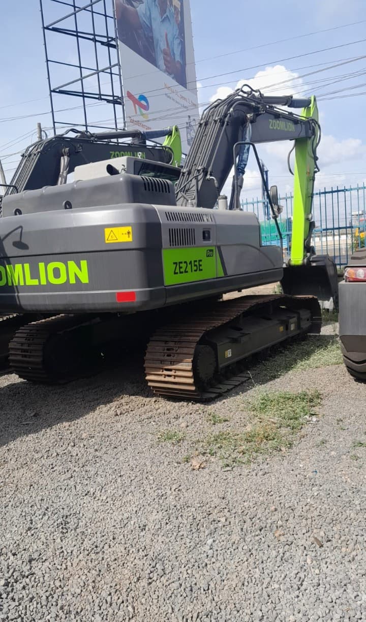 ZOOMLION EXCAVATOR 22TONES