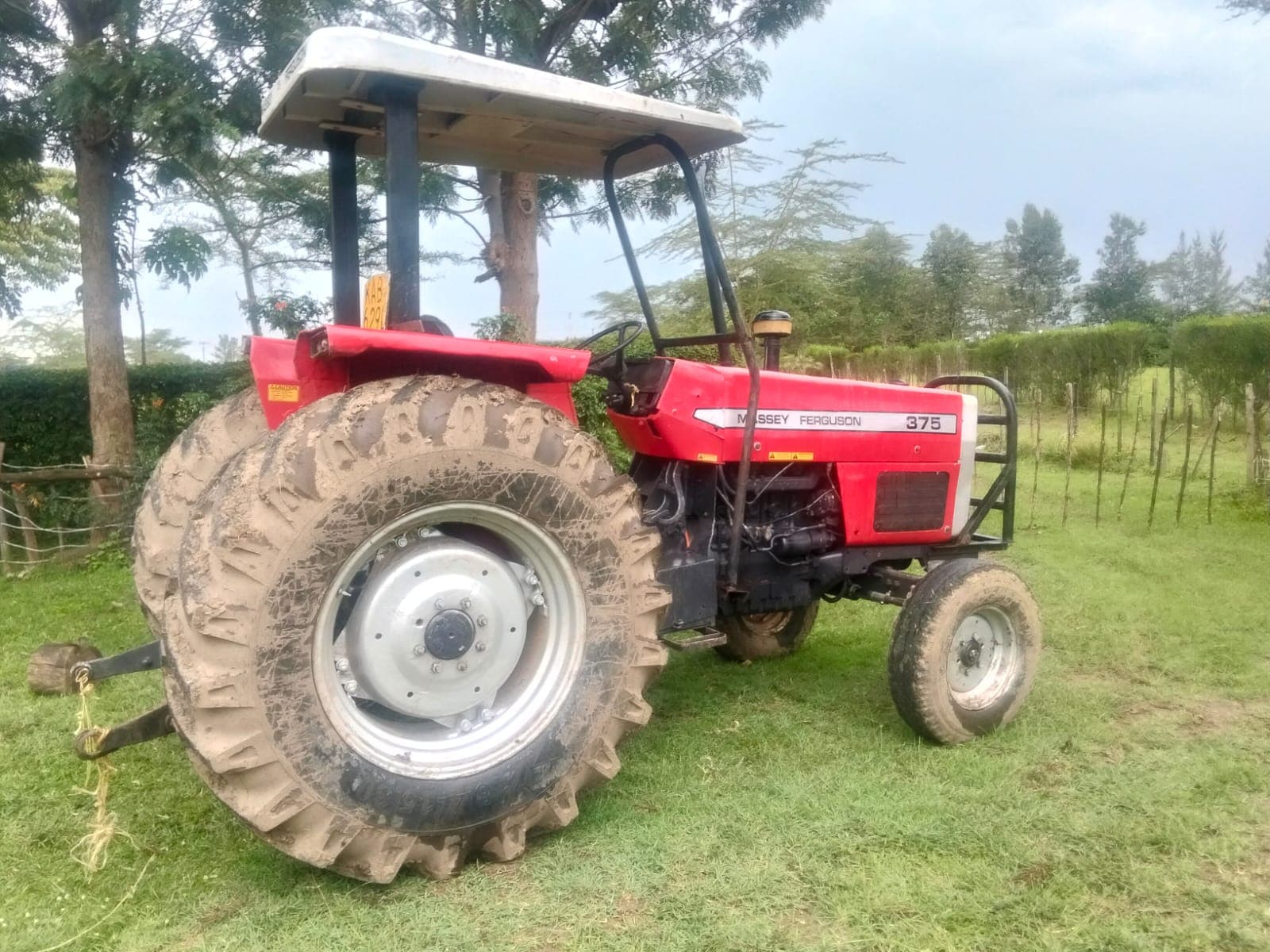Messy Ferguson 375 2 wd